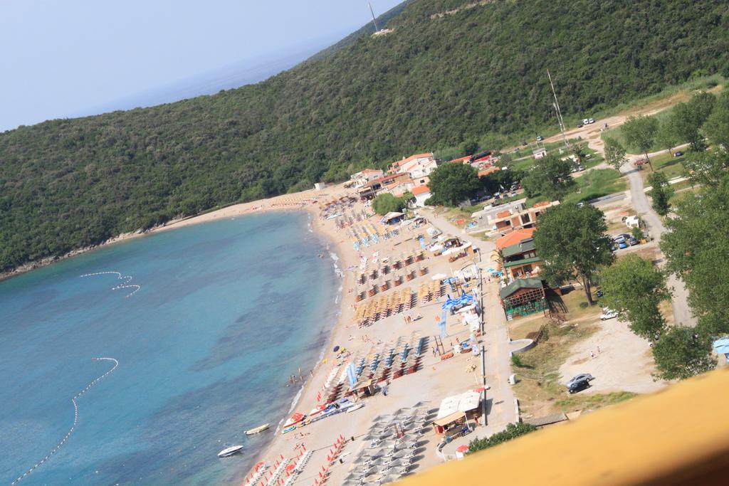 Apartment Adriatika *